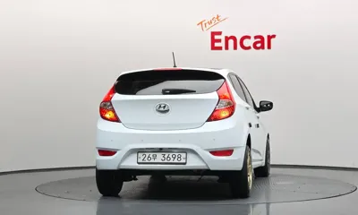 Hyundai Accent 2014, 163184 км, за 2535.27 USD