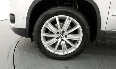 Volkswagen Tiguan 2014, 139194 км, за 4423.63 USD