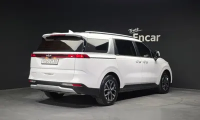 Kia Canival 2022, 61483 км, за 15189.96 USD