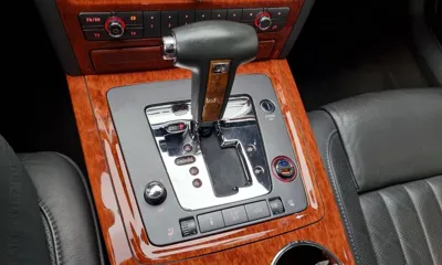 Volkswagen Phaeton 2008, 90676 км, за 4269.57 USD - фото 9