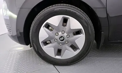 Hyundai Staria 2023, 71012 км, за 18326.32 USD
