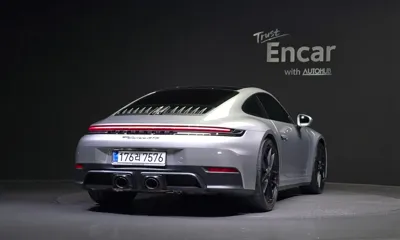 Porsche 911 2025, 4092 км, за 161127.1 USD