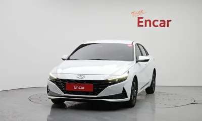 Hyundai Avante 2023, 140200 км, за 8131.68 USD