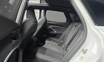Audi Q5 2025, 22372 км, за 49625.84 USD - фото 12