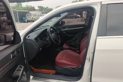 Volkswagen Lavida 2019, 63900 км, за 8744 USD - фото 18