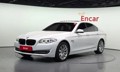 BMW 5-Series · 2012 год