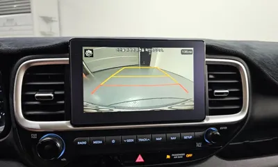 Hyundai Venue 2020, 64126 км, за 9432.74 USD - фото 15