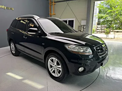 Hyundai Santafe 2011, 167214 км, за 2560.06 USD