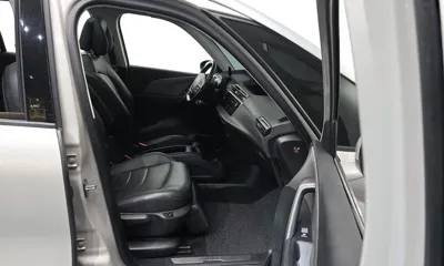 Citroen-DS C4 Picasso 2018, 99464 км, за 6892.48 USD - фото 11