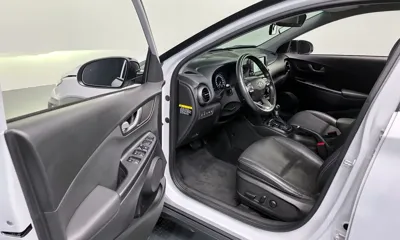 Hyundai Kona 2018, 72749 км, за 11171.35 USD - фото 11