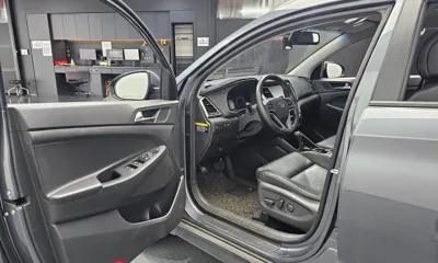 Hyundai Tucson 2018, 57375 км, за 10684.04 USD - фото 10