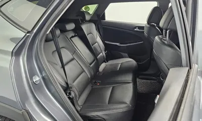 Hyundai Tucson 2018, 57375 км, за 10684.04 USD - фото 12