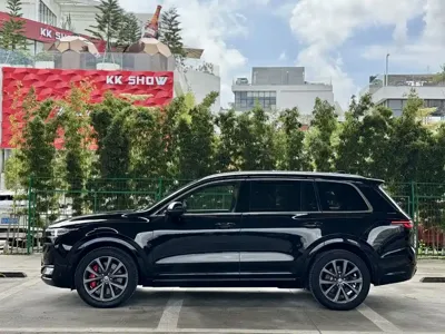 Li Auto Li ONE 2020, 106000 км, за 14726.4 USD