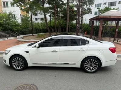 Kia K7 2014, 180585 км, за 3577.94 USD