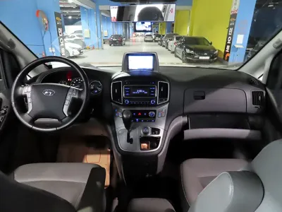 Hyundai Starex 2018, 68451 км, за 12884.04 USD