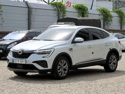 Renault-KoreaSamsung XM3 2024, 8191 км, за 15612.82 USD