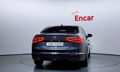 Kia K7 2014, 77508 км, за 4169.38 USD
