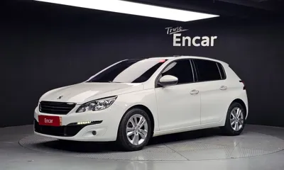 Peugeot 308 · 2016 год