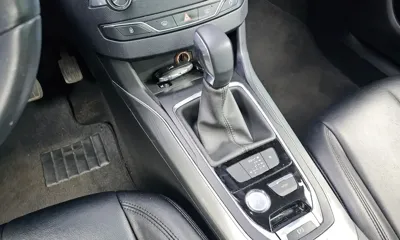 Peugeot 308 2016, 168926 км, за 3250.34 USD - фото 9