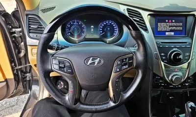 Hyundai Grandeur 2012, 109188 км, за 4726.27 USD - фото 17