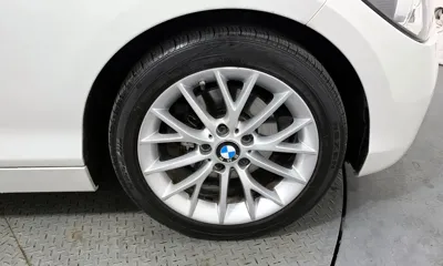 BMW 1-Series 2015, 185351 км, за 3825.57 USD