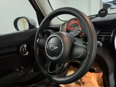 MINI Cooper 2018, 133414 км, за 4791.91 USD - фото 16