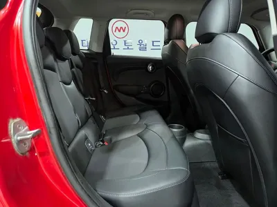 MINI Cooper 2018, 133414 км, за 4791.91 USD - фото 19
