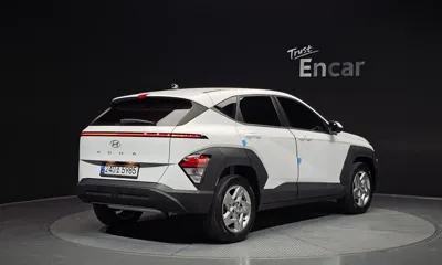 Hyundai Kona 2025, 19340 км, за 15622.95 USD