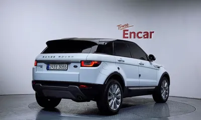 Land Rover Range Rover Evoque 2017, 92026 км, за 9441.94 USD