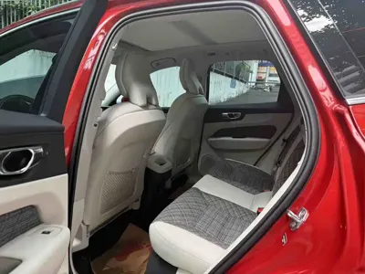 Volvo XC60 2018, 124000 км, за 13213.4 USD - фото 11