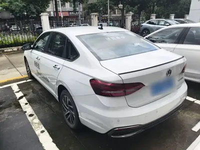 Volkswagen Lavida 2025, 2900 км, за 12232.51 USD