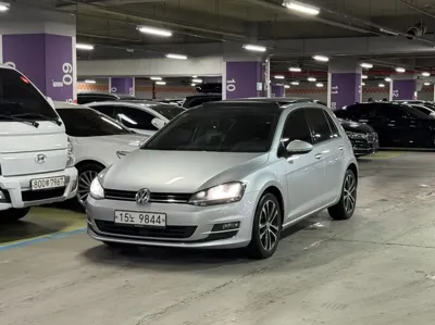 Volkswagen Golf 2016, 109756 км, за 6241.78 USD