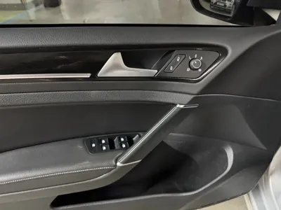 Volkswagen Golf 2016, 109756 км, за 6241.78 USD - фото 11