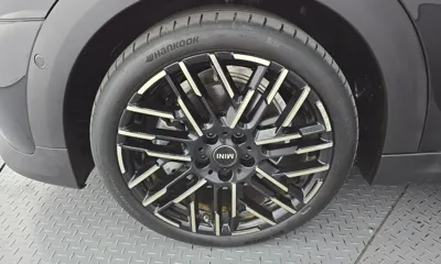 MINI Cooper 2025, 13287 км, за 21062.2 USD