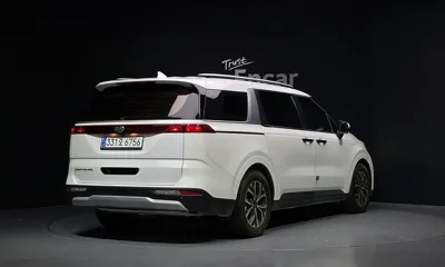 Kia Canival 2021, 116370 км, за 12286.29 USD