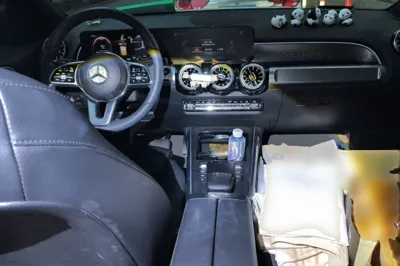 Mercedes-Benz EQB 2023, 60500 км, за 20615 USD - фото 9