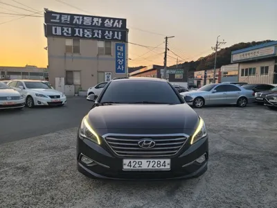 Hyundai Sonata 2016, 188152 км, за 4114.93 USD