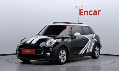 MINI Cooper · 2016 год