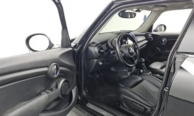 MINI Cooper 2016, 53518 км, за 5846.03 USD - фото 10