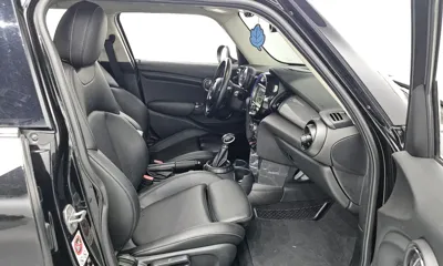 MINI Cooper 2016, 53518 км, за 5846.03 USD - фото 11