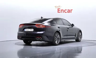 Kia Stinger 2018, 198862 км, за 6305.66 USD