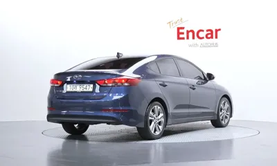 Hyundai Avante 2018, 25315 км, за 7748.91 USD