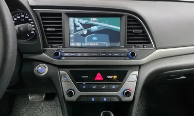 Hyundai Avante 2018, 25315 км, за 7748.91 USD - фото 13