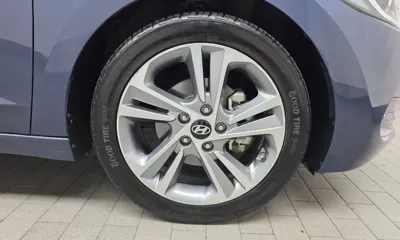 Hyundai Avante 2018, 25315 км, за 7748.91 USD - фото 21