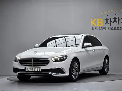 Mercedes-Benz E-Class · 2021 год