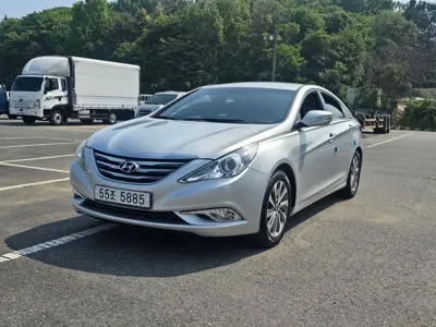 Hyundai Sonata · 2013 год
