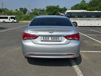 Hyundai Sonata 2013, 275727 км, за 2280.13 USD