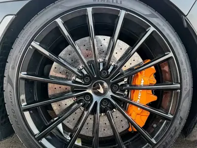 McLaren GT 2022, 23000 км, за 173333.9 USD - фото 6