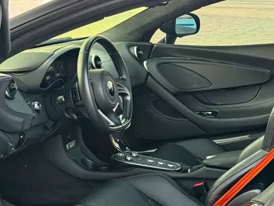 McLaren GT 2022, 23000 км, за 173333.9 USD - фото 10