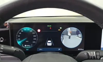 Hyundai Grandeur 2023, 83376 км, за 17781.61 USD - фото 8